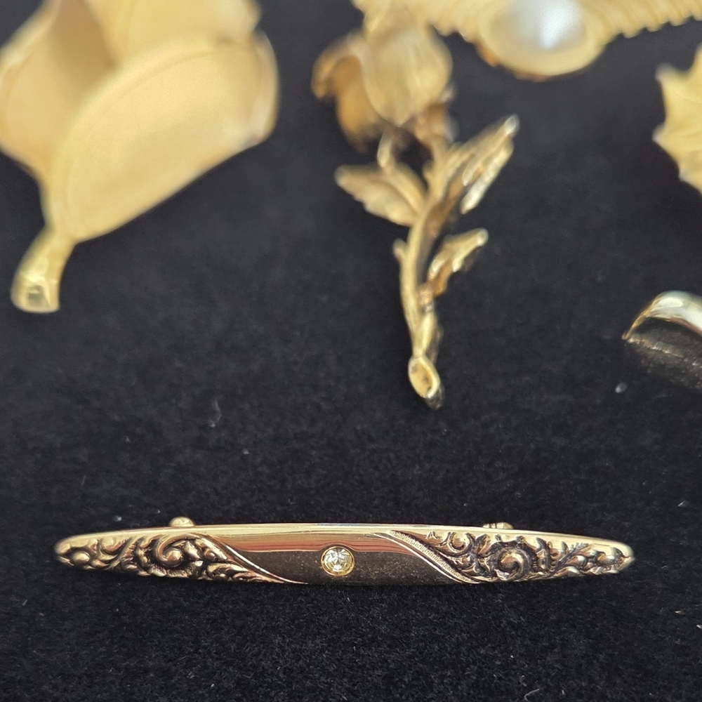 Lot Vintage Gold Brooches - Picture 2 of 2